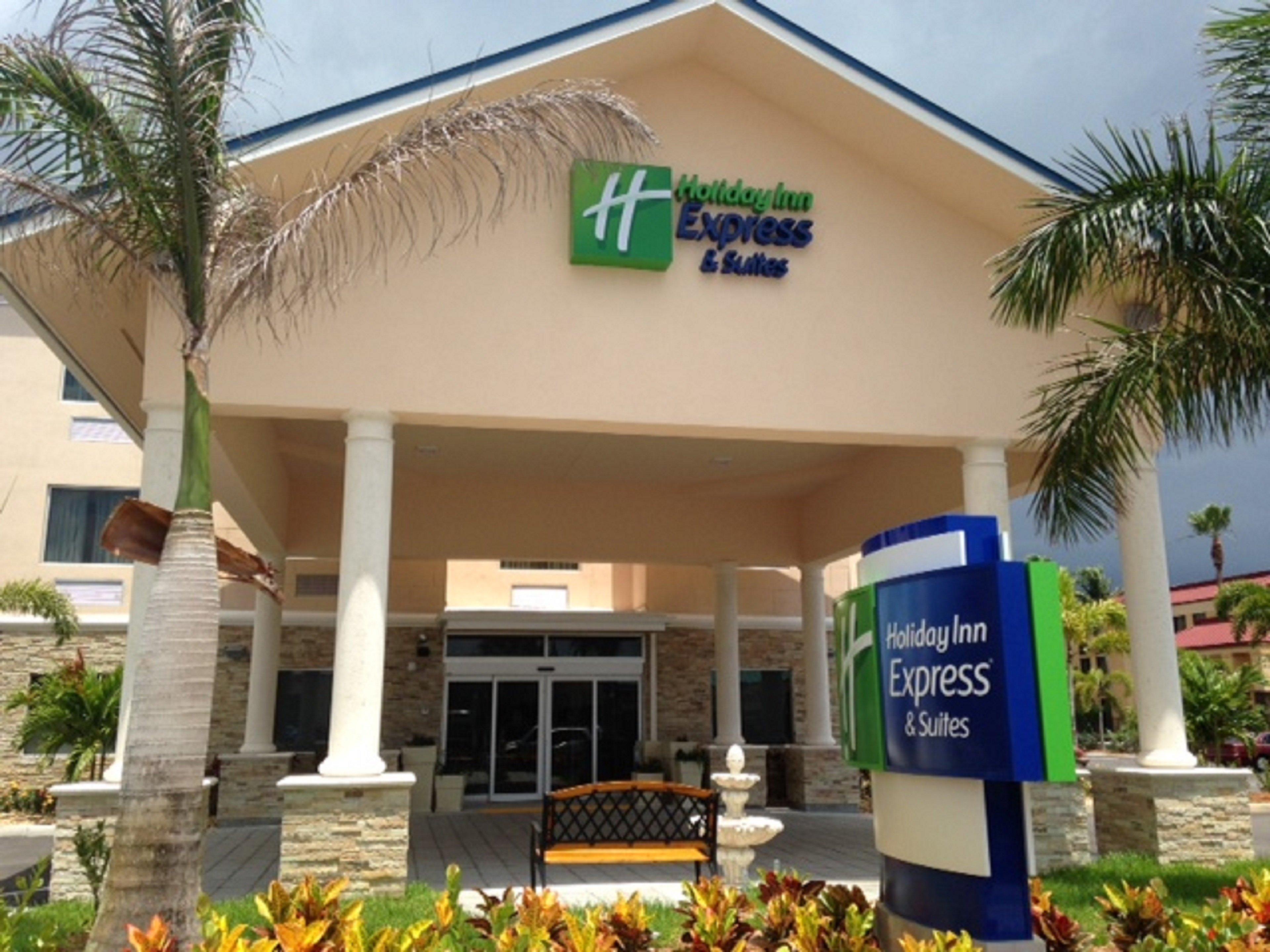Holiday Inn Express & Suites Lantana By Ihg Екстер'єр фото