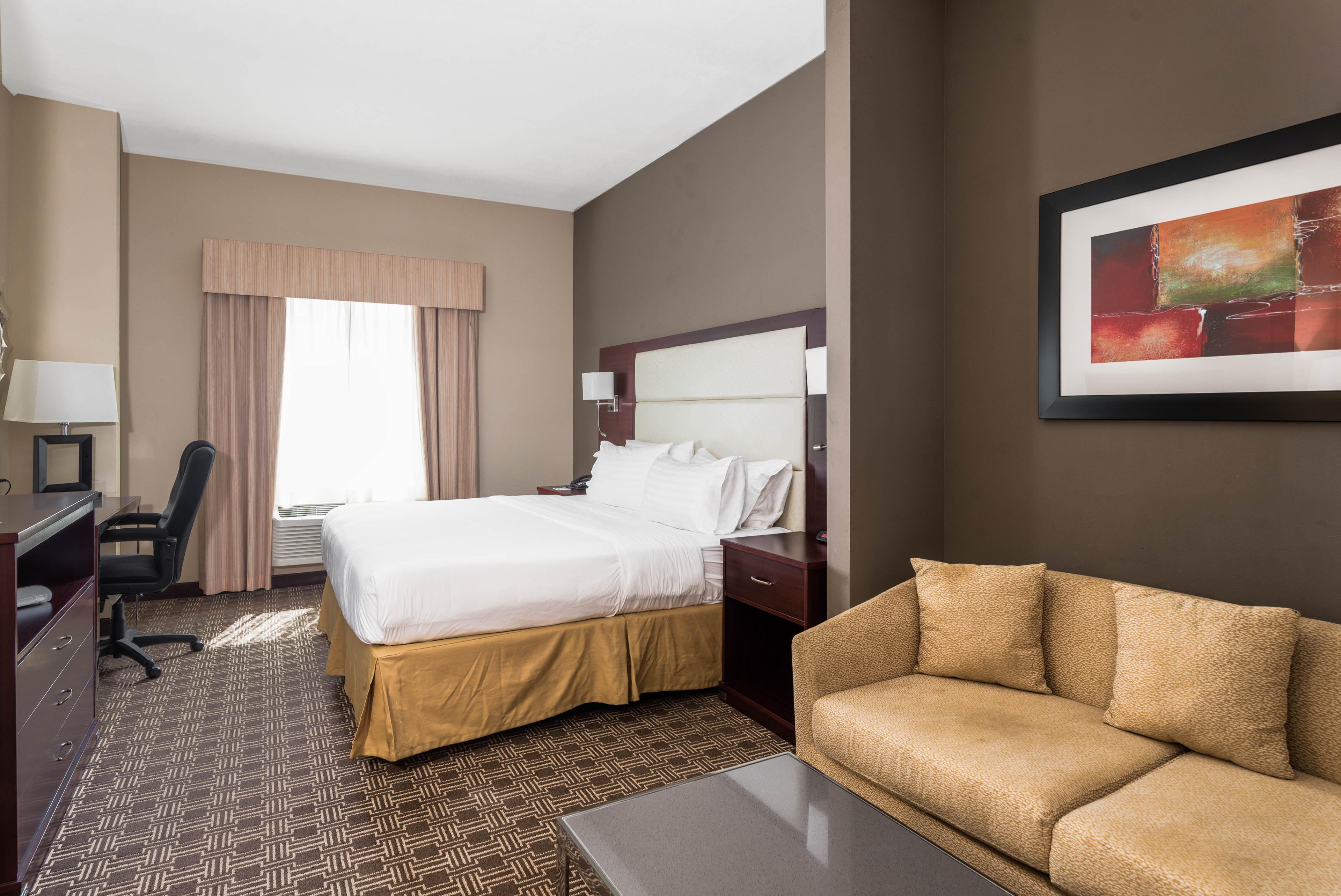 Holiday Inn Express & Suites Lantana By Ihg Екстер'єр фото